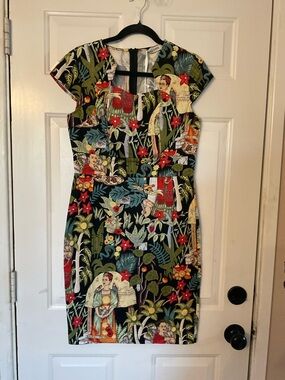 Tropical Print Cap-Sleeve Sheath Dress in Black